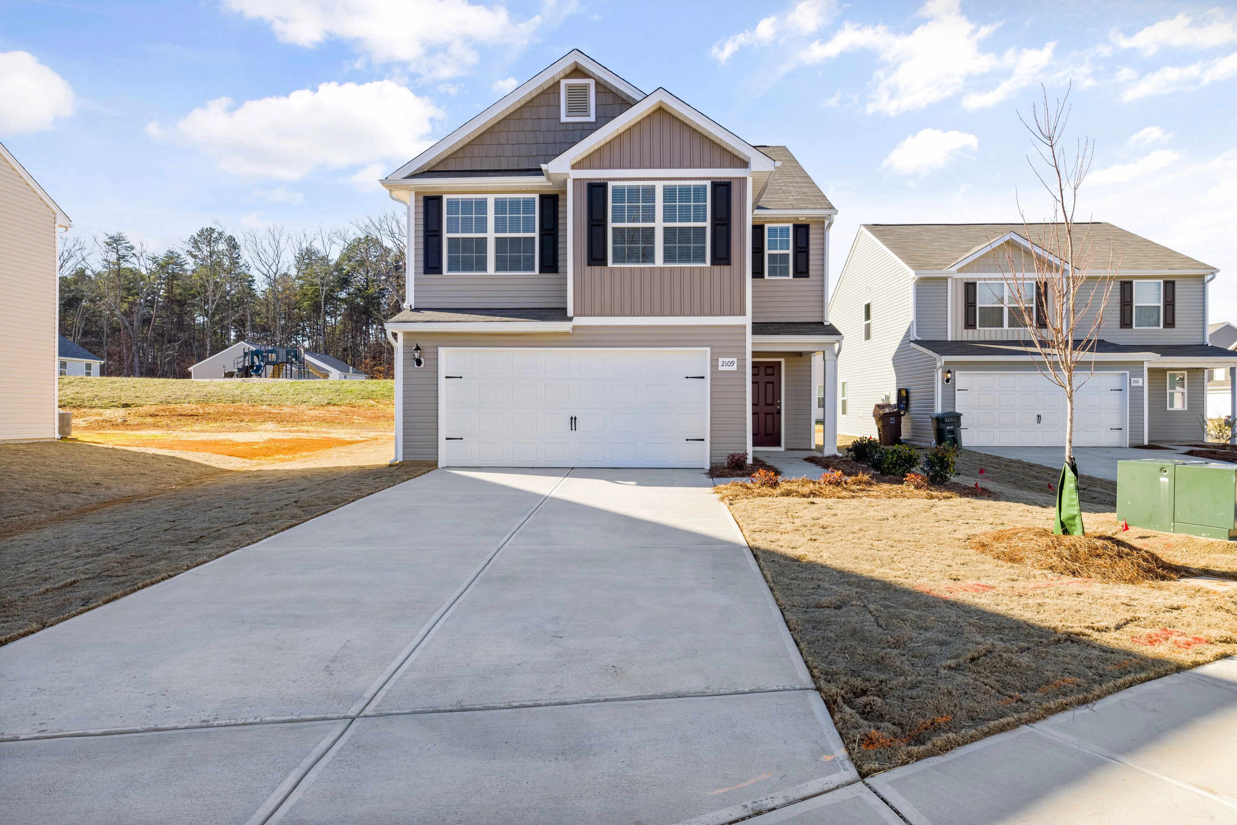 Residential garage door in Grandview